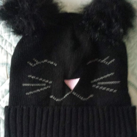 Kitty Cat Hat and Socks Set Pom Pom Hat Socks Bundle - Picture 6 of 8